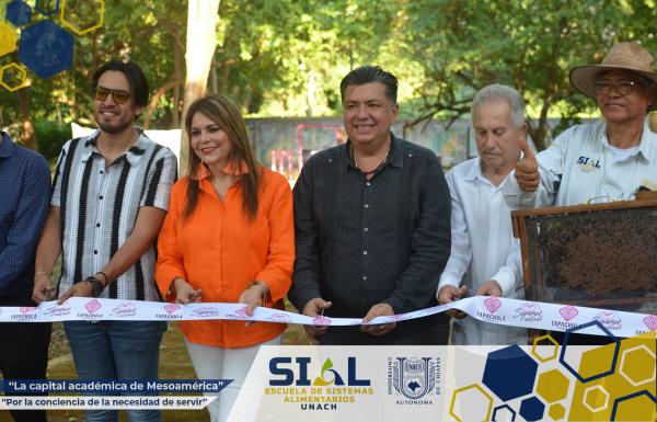 Inauguración del &quot;APIARIO ROSA&quot; en el Parque Ecológico